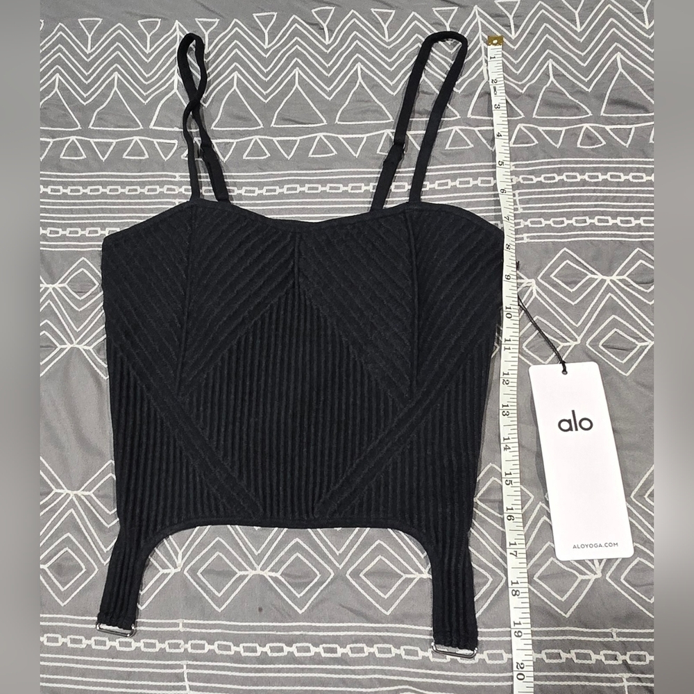 SOLD!!!!!  Alo Denim Knit Garter Tank In Black Size Medium - Picture 3 of 9